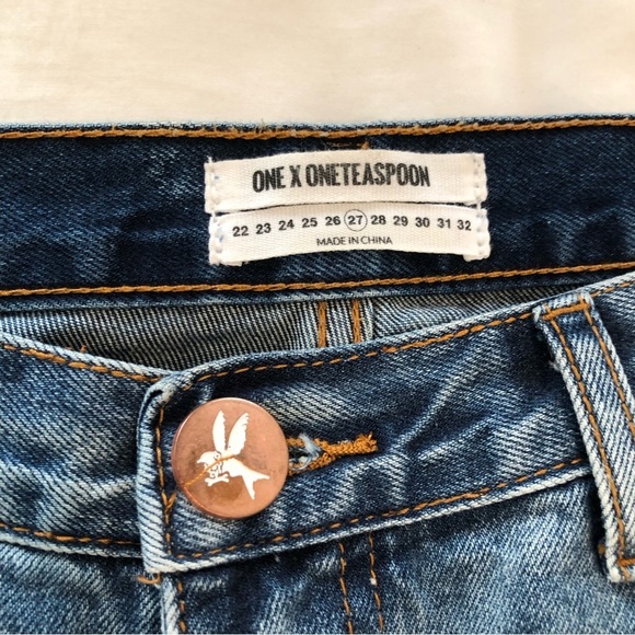 One X One Teaspoon Awesome Baggies medium wash jeans. Size 27. - Picture 5 of 7